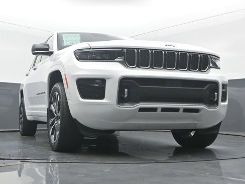 Used 2023 Jeep Grand Cherokee Overland image 53