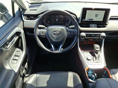 Used 2024 Toyota RAV4 Adventure AWD/4WD image 13