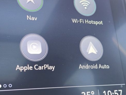 Used 2021 GMC Yukon XL Denali w/ Denali Ultimate Package image 6