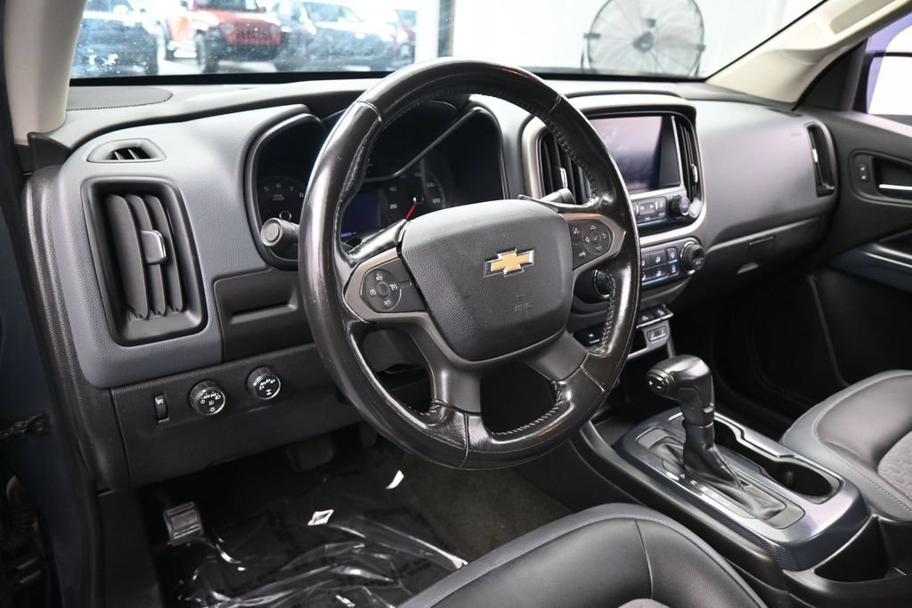 Used 2017 Chevrolet Colorado Z71 AWD/4WD image 11
