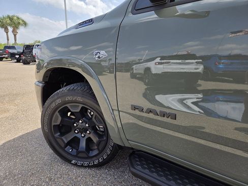 Used 2026 RAM 1500 Lone Star AWD/4WD image 12