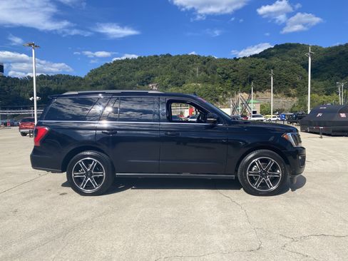 Used 2020 Ford Expedition Limited w/ Equipment Group 303A image 42