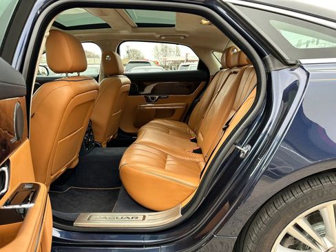 Used 2015 Jaguar XJ L Portfolio image 18