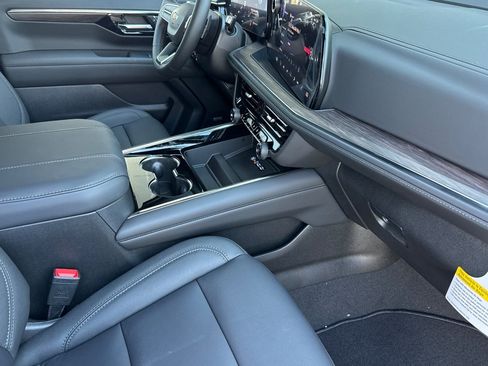 New 2026 Chevrolet Tahoe LT w/ Comfort Package AWD/4WD image 16