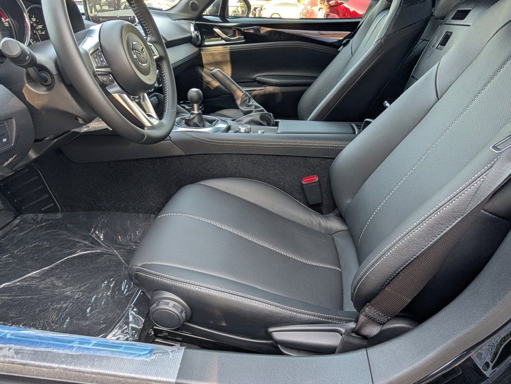 New 2026 MAZDA MX-5 Miata Grand Touring RWD image 5