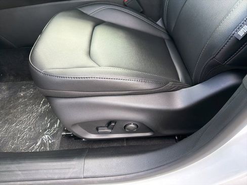 New 2026 Jeep Compass Limited image 9