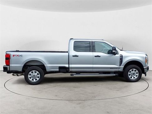 Certified 2024 Ford F350 XLT w/ 360-Degree Camera Package image 6