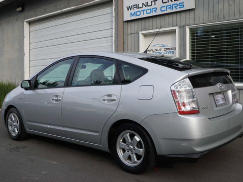 Used 2009 Toyota Prius Touring image 18