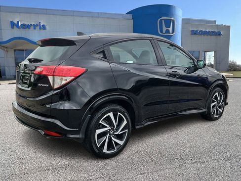 Used 2019 Honda HR-V Sport image 4