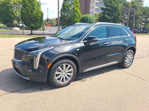 Used 2023 Cadillac XT4 Premium Luxury w/ Driver Assist Package FWD image 1