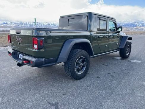Used 2023 Jeep Gladiator Rubicon w/ Cold Weather Group image 3