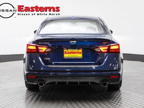 Used 2023 Nissan Altima 2.5 SR w/ SR Premium Package FWD image 6