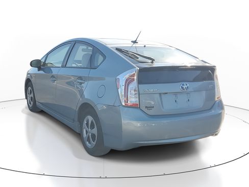 Used 2015 Toyota Prius Two image 6