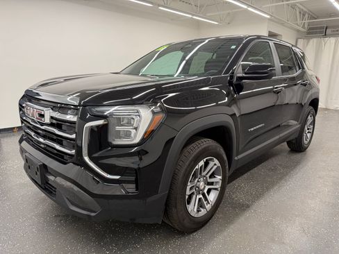 Used 2025 GMC Terrain Elevation AWD/4WD image 4