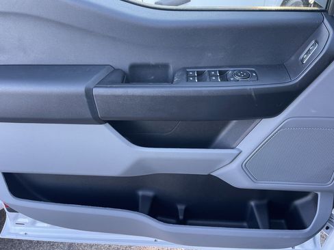 New 2026 Ford F250 XL w/ XL Chrome Package image 20