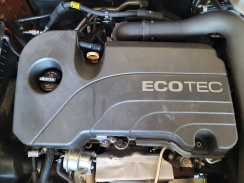 Used 2020 Chevrolet Equinox LS FWD image 30