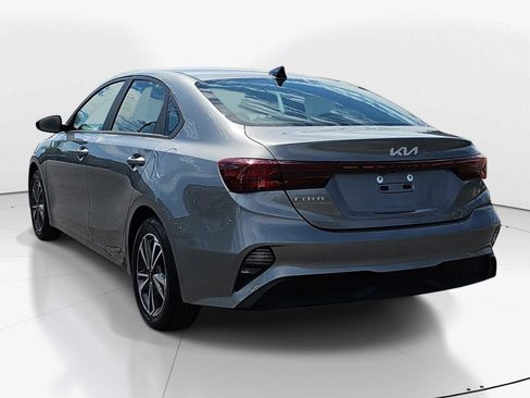 Used 2023 Kia Forte LXS FWD image 6