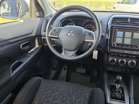 Used 2026 Mitsubishi Outlander Sport ES AWD/4WD image 8