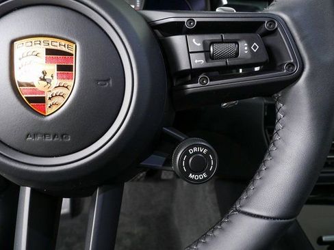 New 2026 Porsche Macan GTS image 11