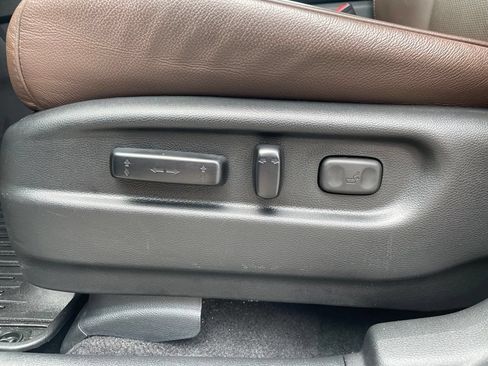 Used 2025 Honda Passport EX-L image 11