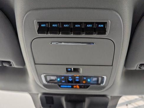 Used 2026 Ford F250 Lariat w/ Tremor Off-Road Package AWD/4WD image 28