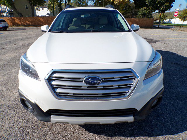 Used 2017 Subaru Outback 2.5i Limited w/ Popular Package #5 AWD/4WD image 2
