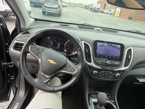 Used 2023 Chevrolet Equinox Premier AWD/4WD image 13