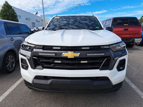 Used 2023 Chevrolet Colorado LT w/ LT Convenience Package III image 5