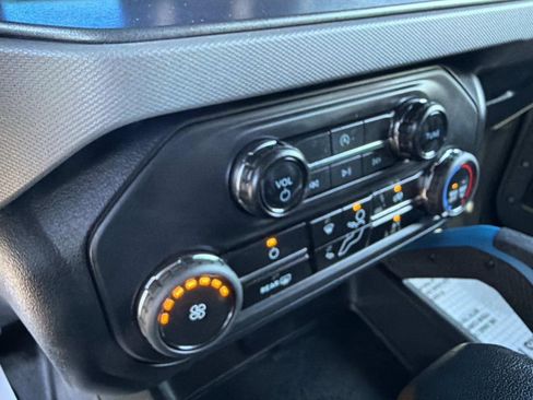 Used 2024 Ford Bronco Black Diamond AWD/4WD image 41