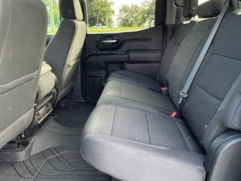 Used 2023 Chevrolet Silverado 1500 Custom AWD/4WD image 11