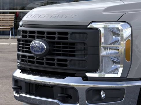 New 2026 Ford F350 XL w/ XL Driver Assist Package RWD image 17