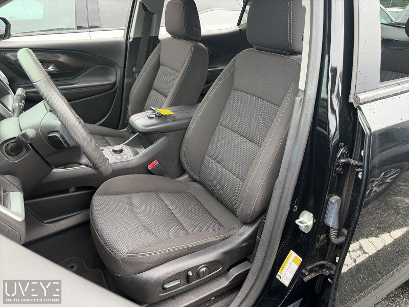 Used 2023 GMC Terrain SLE w/ Driver Convenience Package AWD/4WD image 5