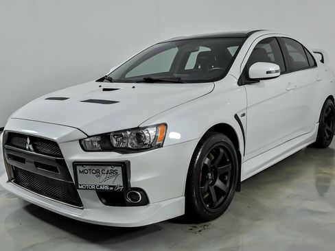 Used 2015 Mitsubishi Lancer Evolution Final Edition AWD/4WD image 6