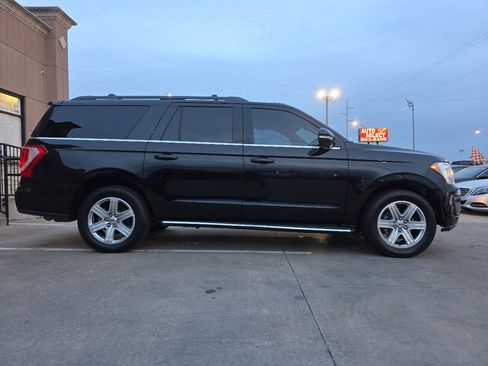 Used 2020 Ford Expedition Max XLT w/ Equipment Group 202A image 4