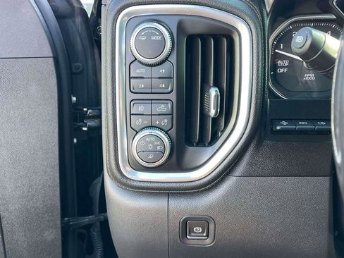 Used 2021 GMC Sierra 1500 AT4 w/ AT4 Premium Package image 17