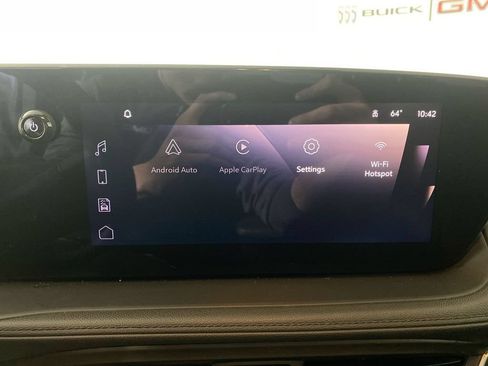 Used 2024 Buick Encore GX Preferred w/ Comfort Package FWD image 16