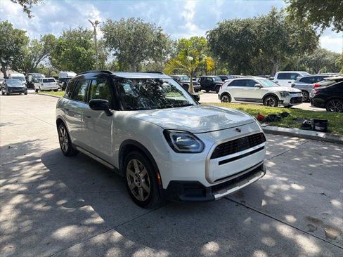 Used 2025 MINI Cooper Countryman S AWD/4WD image 4