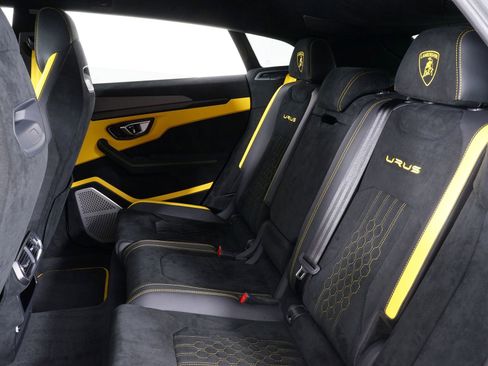 Used 2024 Lamborghini Urus Performante image 25