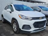 Certified 2021 Chevrolet Trax LT w/ LT Convenience Package image 2