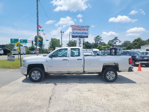 Used 2017 Chevrolet Silverado 2500 W/T RWD image 4