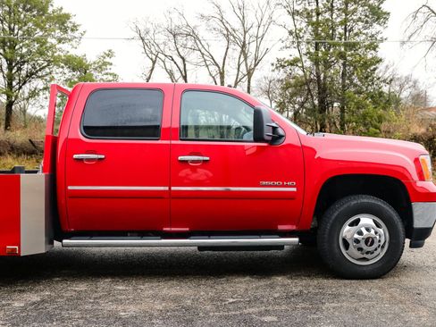 Used 2013 GMC Sierra 3500 SLE w/ HD SLE Premium Package AWD/4WD image 4