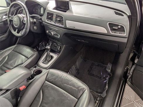 Used 2018 Audi Q3 2.0T Premium image 29