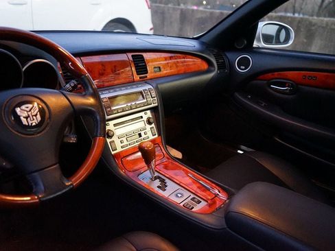 Used 2006 Lexus SC 430 Convertible w/ Preferred Accessory Pkg image 8