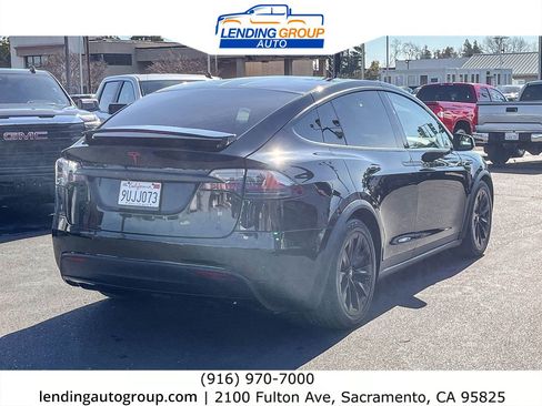 Used 2017 Tesla Model X 75D image 4