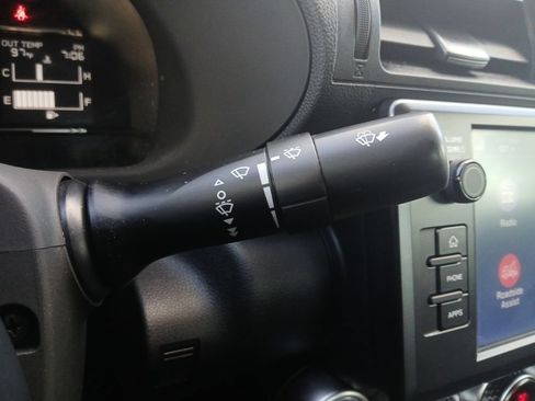 Used 2023 Toyota GR86 RWD image 7