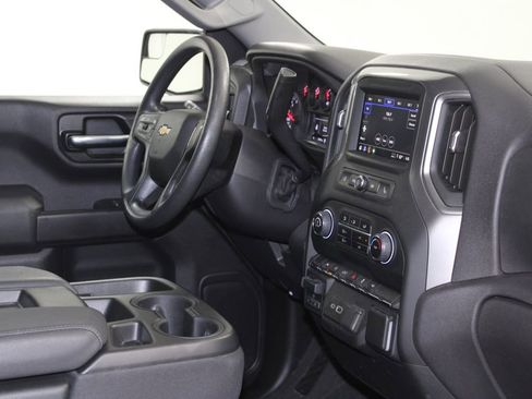 Used 2024 Chevrolet Silverado 1500 Custom image 31
