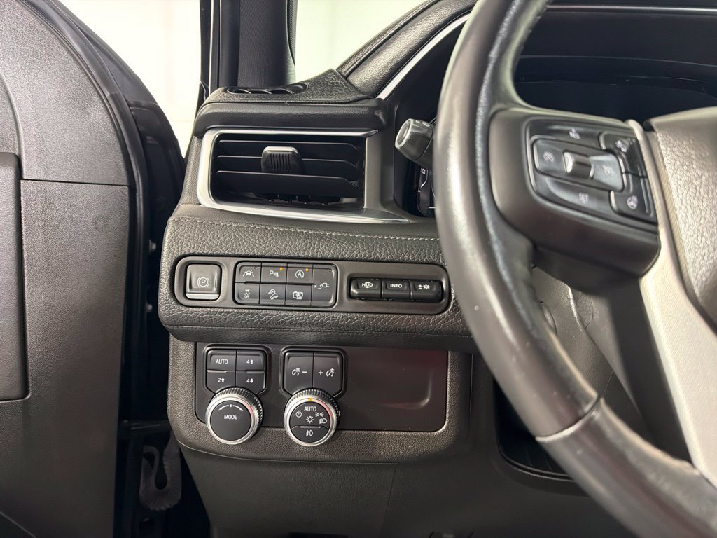 Used 2022 GMC Yukon Denali AWD/4WD image 13