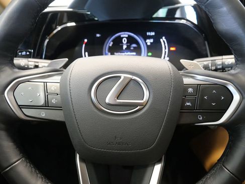 Certified 2025 Lexus NX 350h AWD w/ Accessory Package (2T) image 18