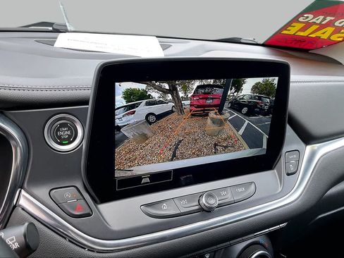 Used 2023 Chevrolet Blazer LT w/ Midnight/Sport Edition FWD image 21