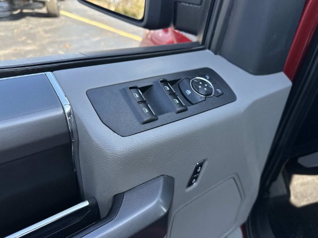 Used 2020 Ford F150 XLT w/ Equipment Group 302A Luxury AWD/4WD image 9